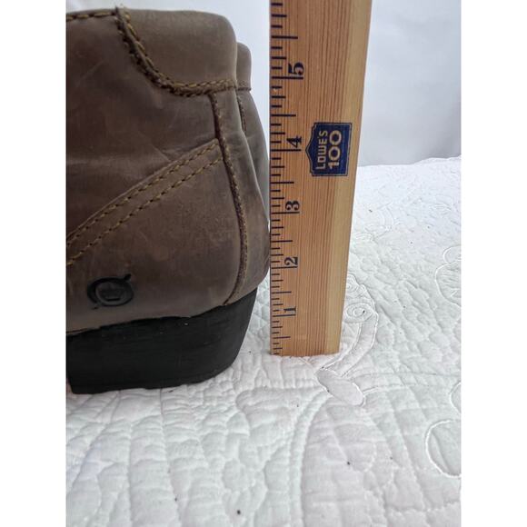 Born Women's Size 7.5 Tan Leather Low Heel Slip On Ankle Booties - Picture 4 of 11